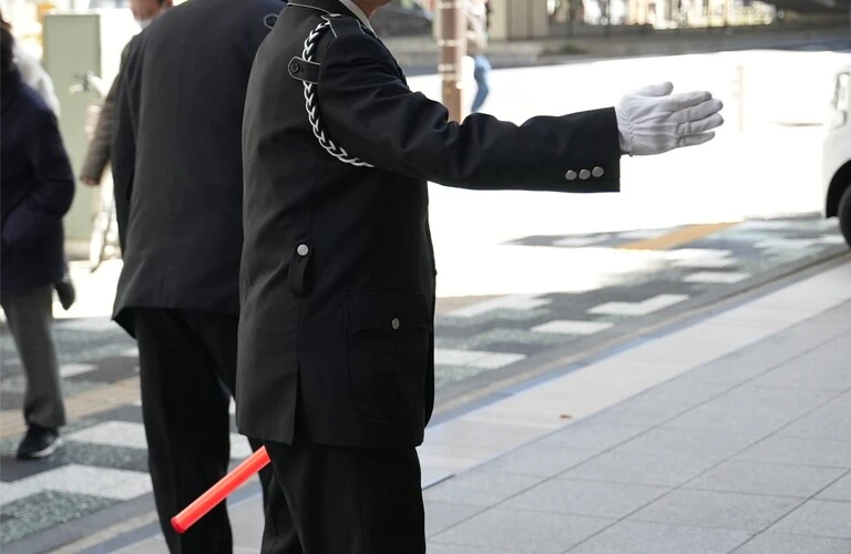 経験者を優遇 | 東京で警備の求人なら出口警備株式会社