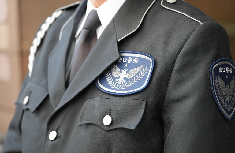 未経験から高収入を目指すチャンス！未経験者,副業希望者歓迎の警備求人サイト